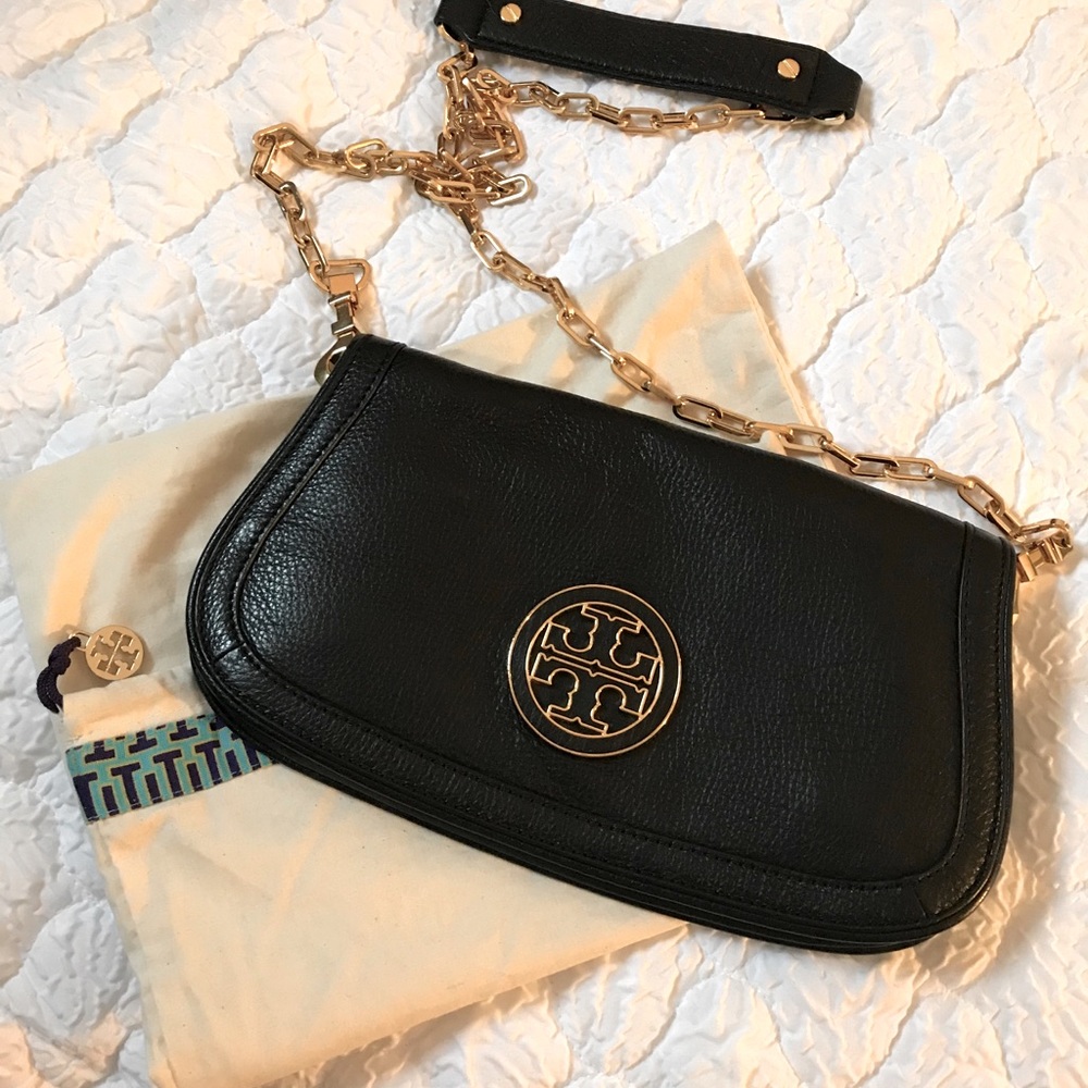 Tory Burch Amanda logo clutch